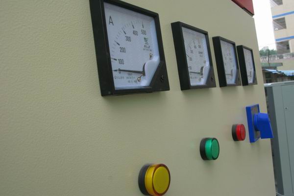 郊区配电柜-3683讲讲配电柜注意事项